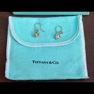 Authentic Tiffany & Co 925 sterling silver Elsa Peretti dangle teardrop earrings